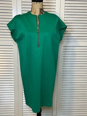 NWOT Trina Turk Emerald Green Zip-Front Sheath Dress With Cap Sleeves